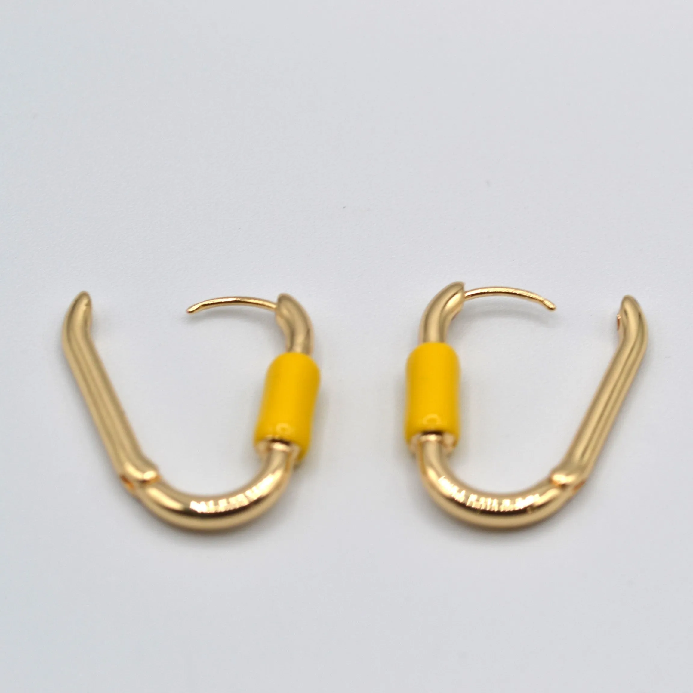 Beck earrings