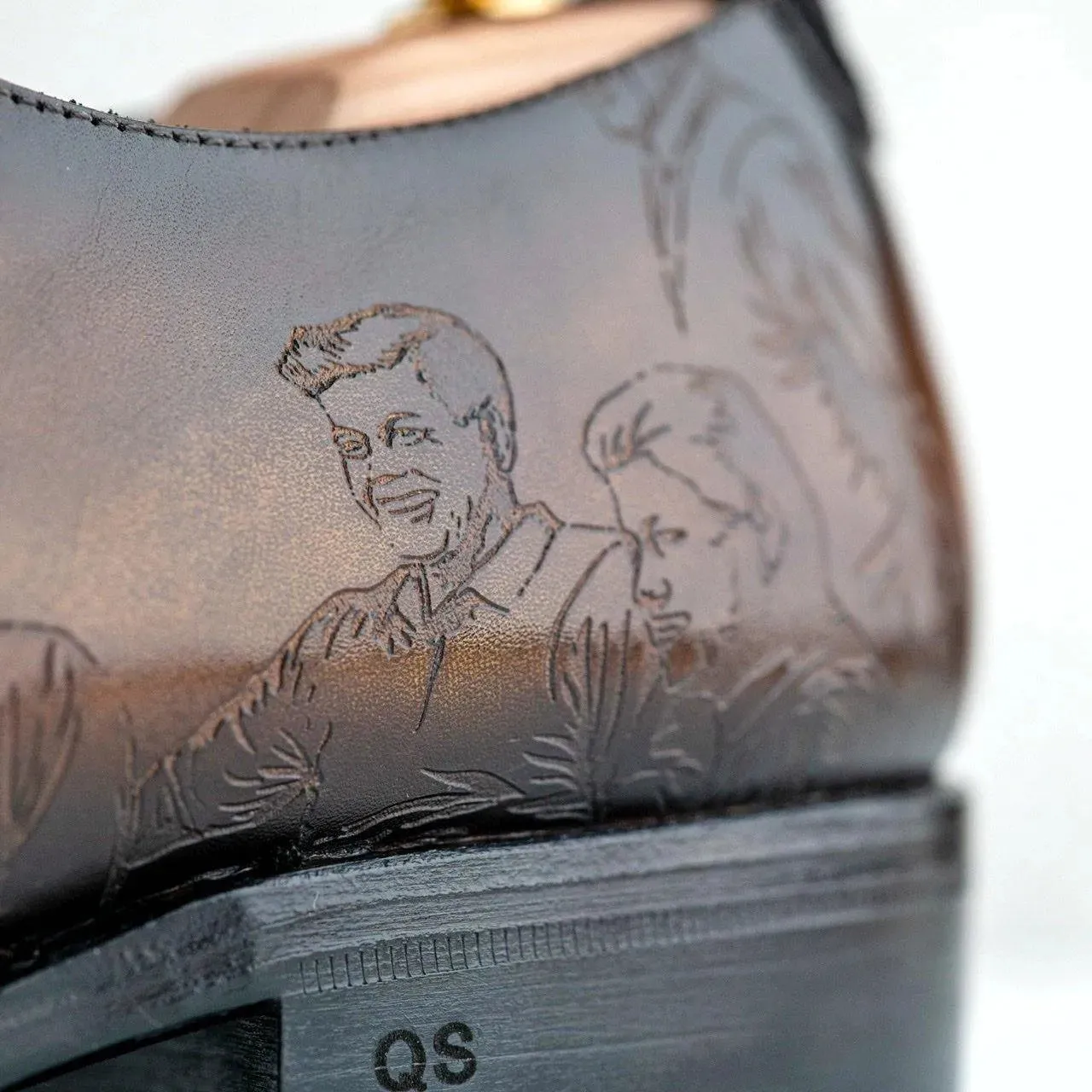 El President Patina Whole cut Shoes